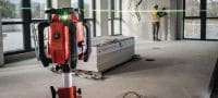 Enkelvoudige groene roterende laserniveau met helling PR 40G-22 Robuust roterende laserniveau voor binnen met goed zichtbare groene balk en automatische functies voor nivelleren, uitlijnen, hellende en vierkant maken (Nuron platform) Toepassingen 2