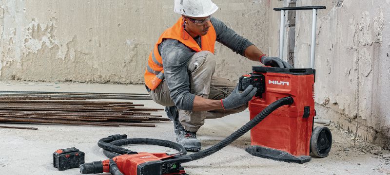 Aspirateur de poussière sans fil VC 4MX-22 T15 de classe M Aspirateur de poussière sans fil et puissant avec grande cuve pour le raccordement aux outils électroportatifs et les nettoyages de chantier (à sec et à eau), cuve de 15 l (batterie Nuron) Applications 1